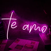 Te Amo Neon Sign