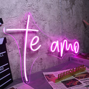 Te Amo Neon Sign